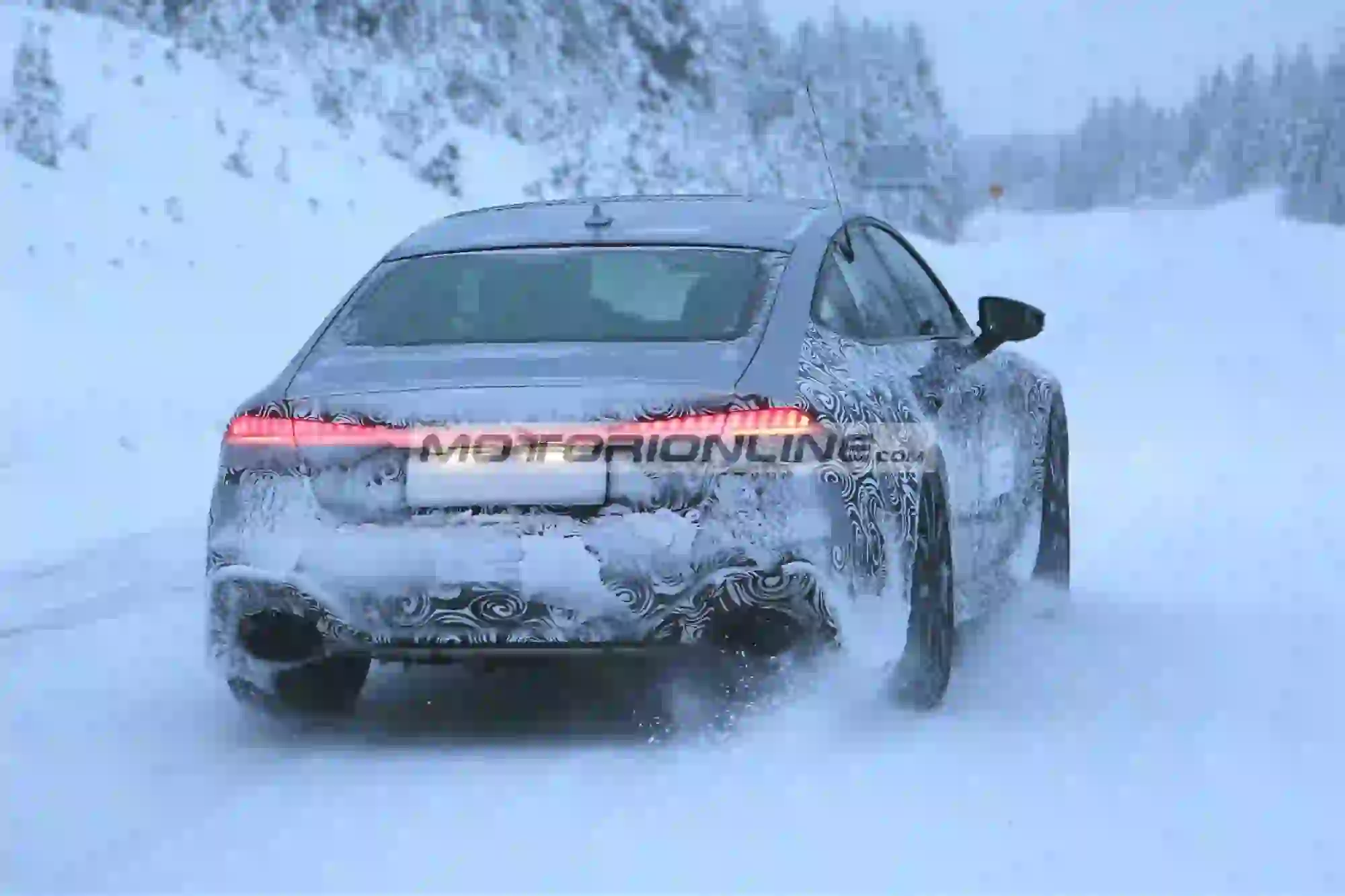 Audi RS7 Sportback - Foto spia 11-12-2018 - 9