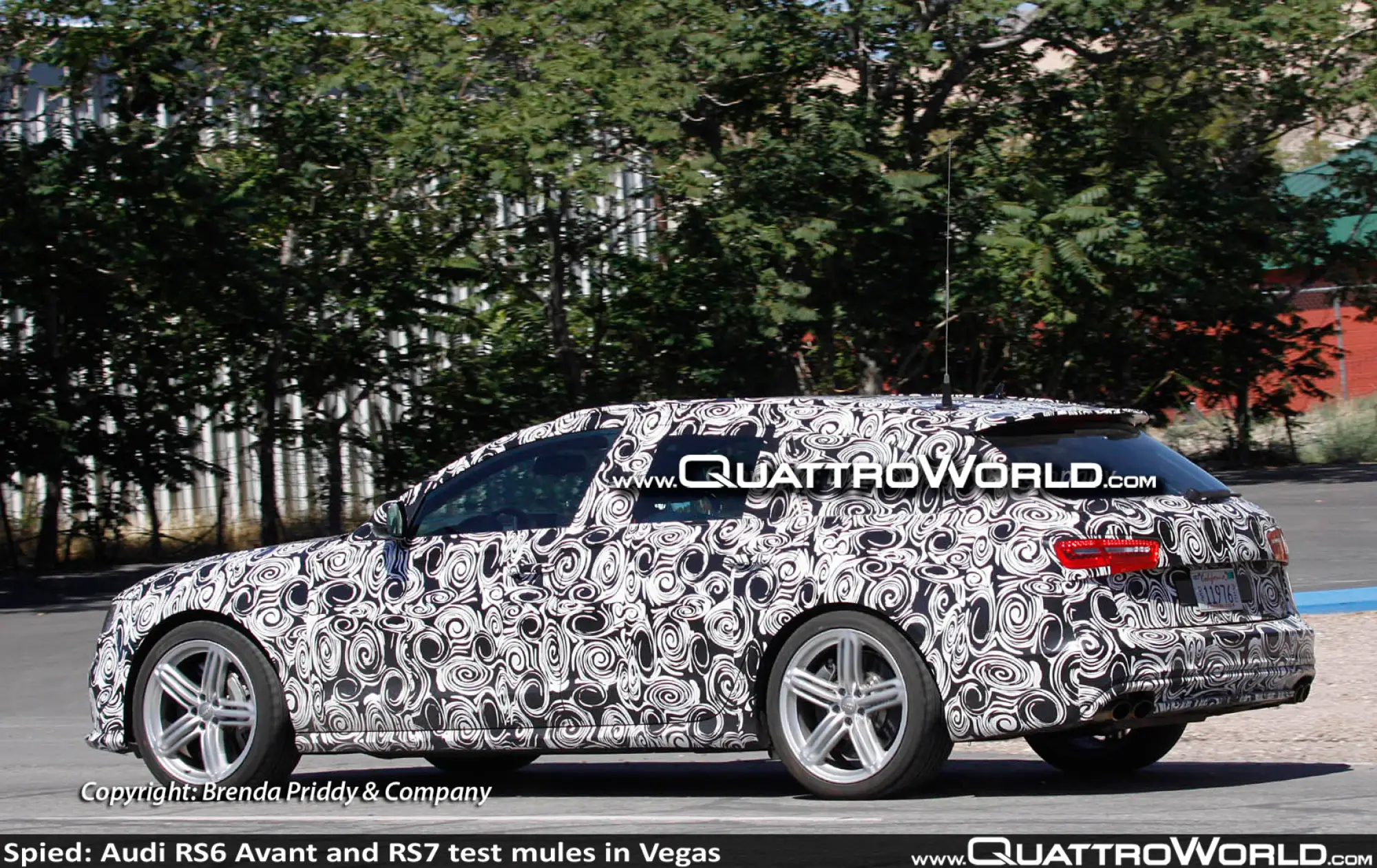 Audi RS7/RS6 foto spia agosto 2011 - 4