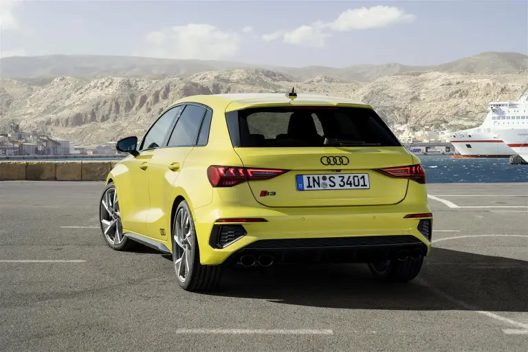 Audi S3 Sportback e S3 Sedan 2020 - 16