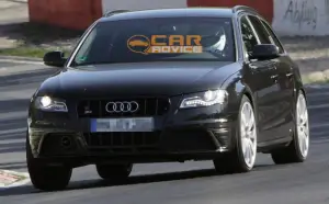 Audi S4 Avant restyling foto spia - 1