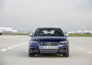 Audi S4 e S4 Avant MY 2016