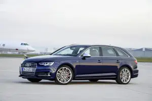 Audi S4 e S4 Avant MY 2016