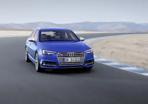 Audi S4 e S4 Avant MY 2016