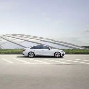 Audi S4 ed S5 Black Edition e Black Edition Pro - Foto - 4