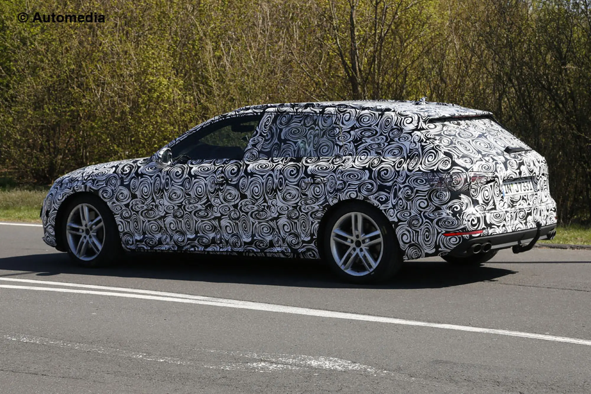 Audi S4 Sedan e S4 Avant 2017 - Foto spia 22-04-2015 - 6