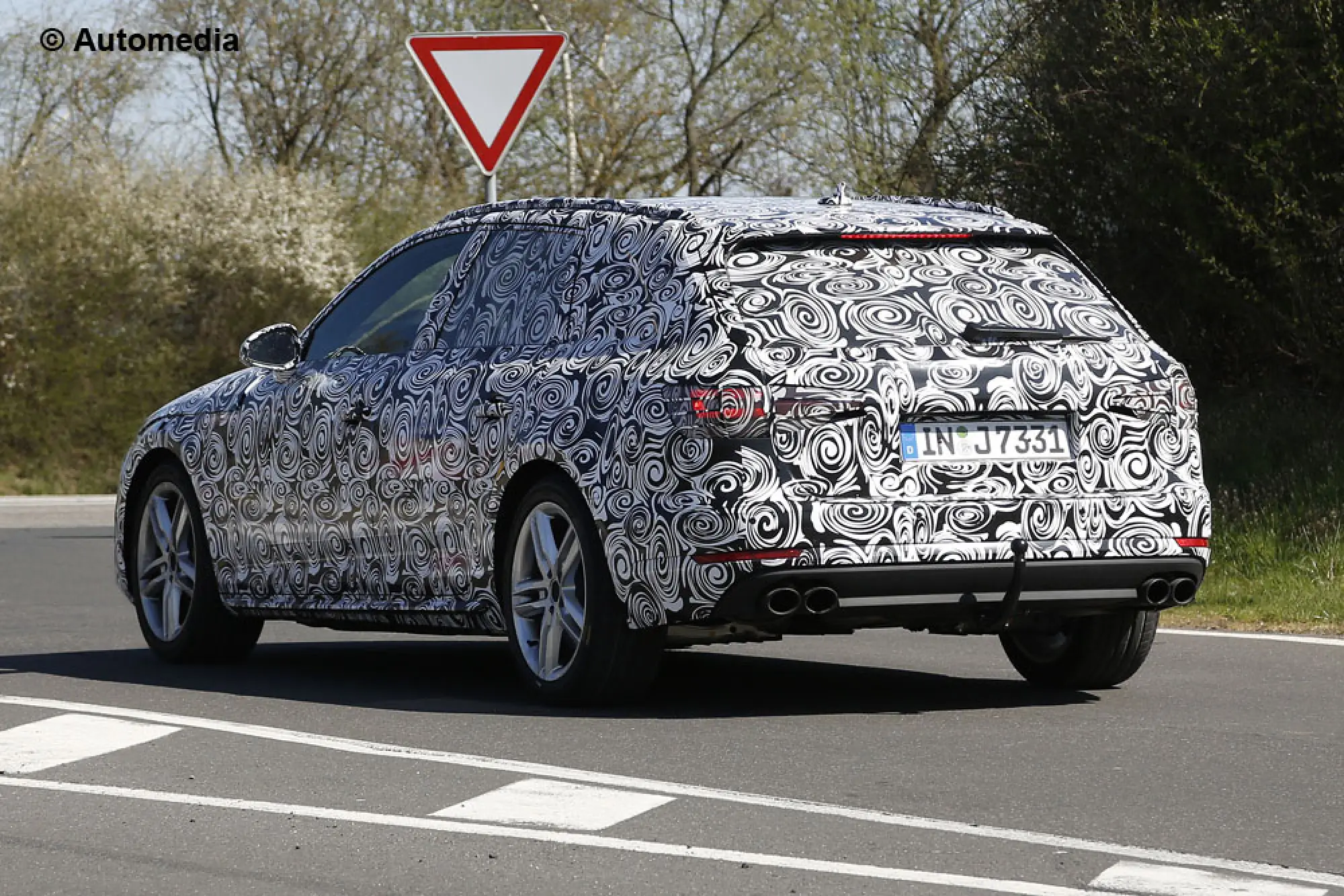 Audi S4 Sedan e S4 Avant 2017 - Foto spia 22-04-2015 - 8