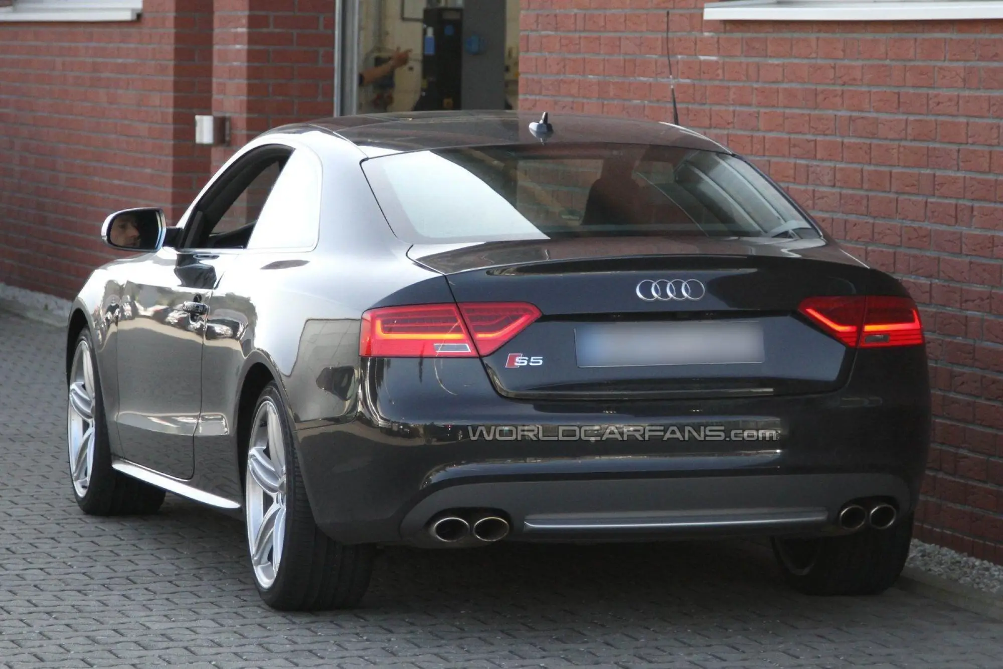 Audi S5 facelift 2012 - Foto spia 09-04-2011 - 2