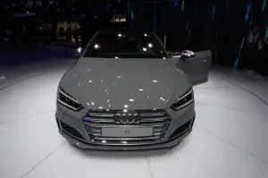 Audi S5 Sportback foto live - Salone di Parigi 2016  - 2