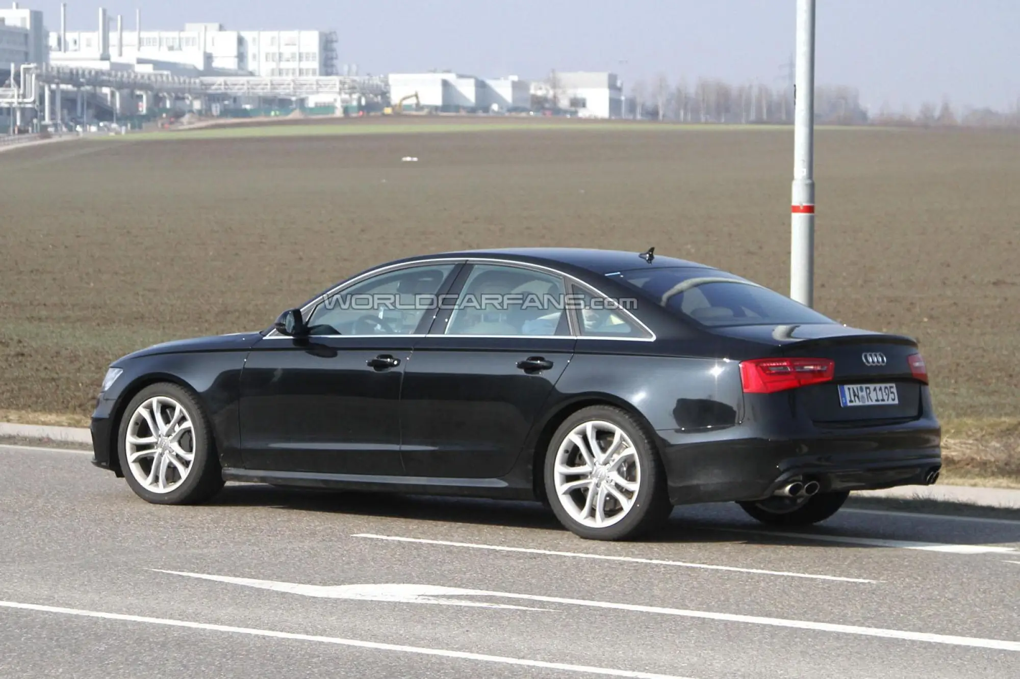 Audi S6 spy - 7