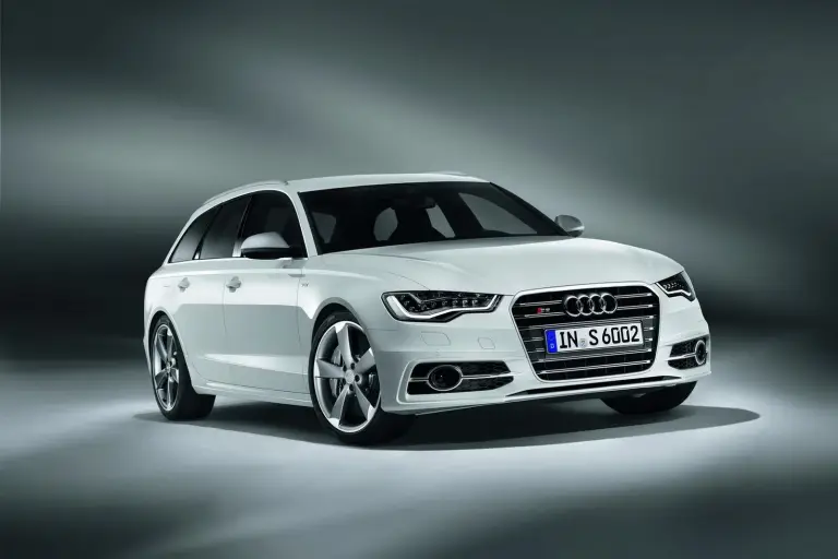 Audi S6 - 12