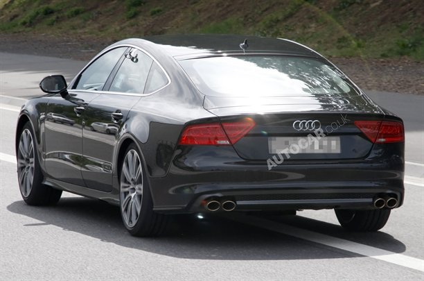Audi S7 - Foto spia 13-06-2011