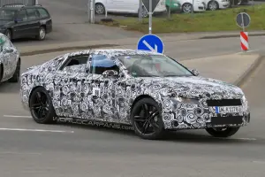 Audi S7: foto spia
