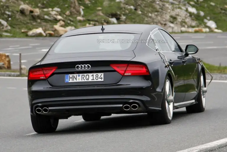 Audi S7 - Spy shots 23-07-2011 - 9