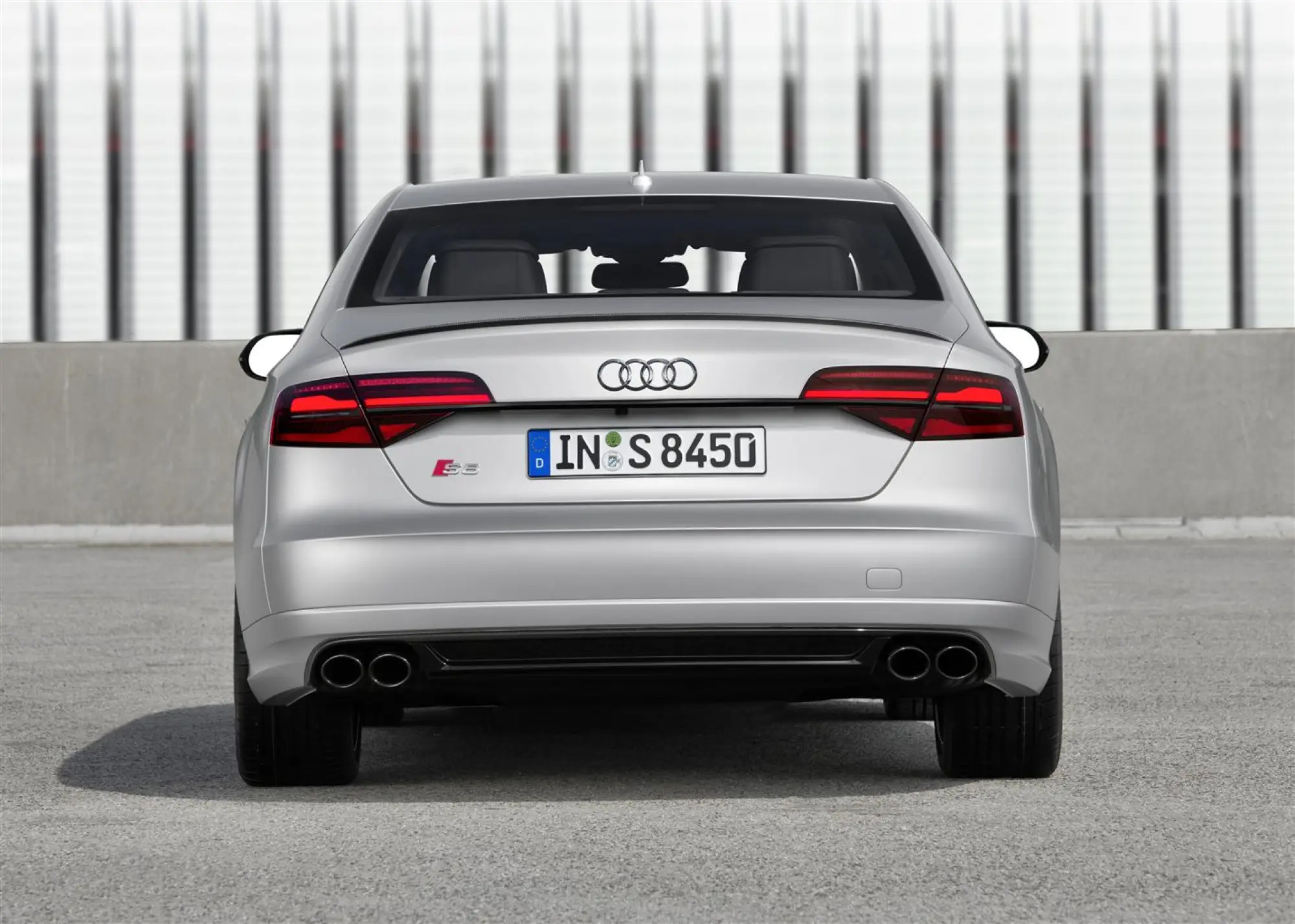 Audi S8 plus - 7