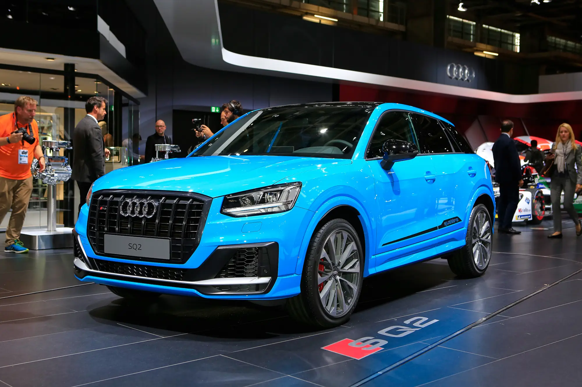 Audi SQ2 - Salone di Parigi 2018 - 12