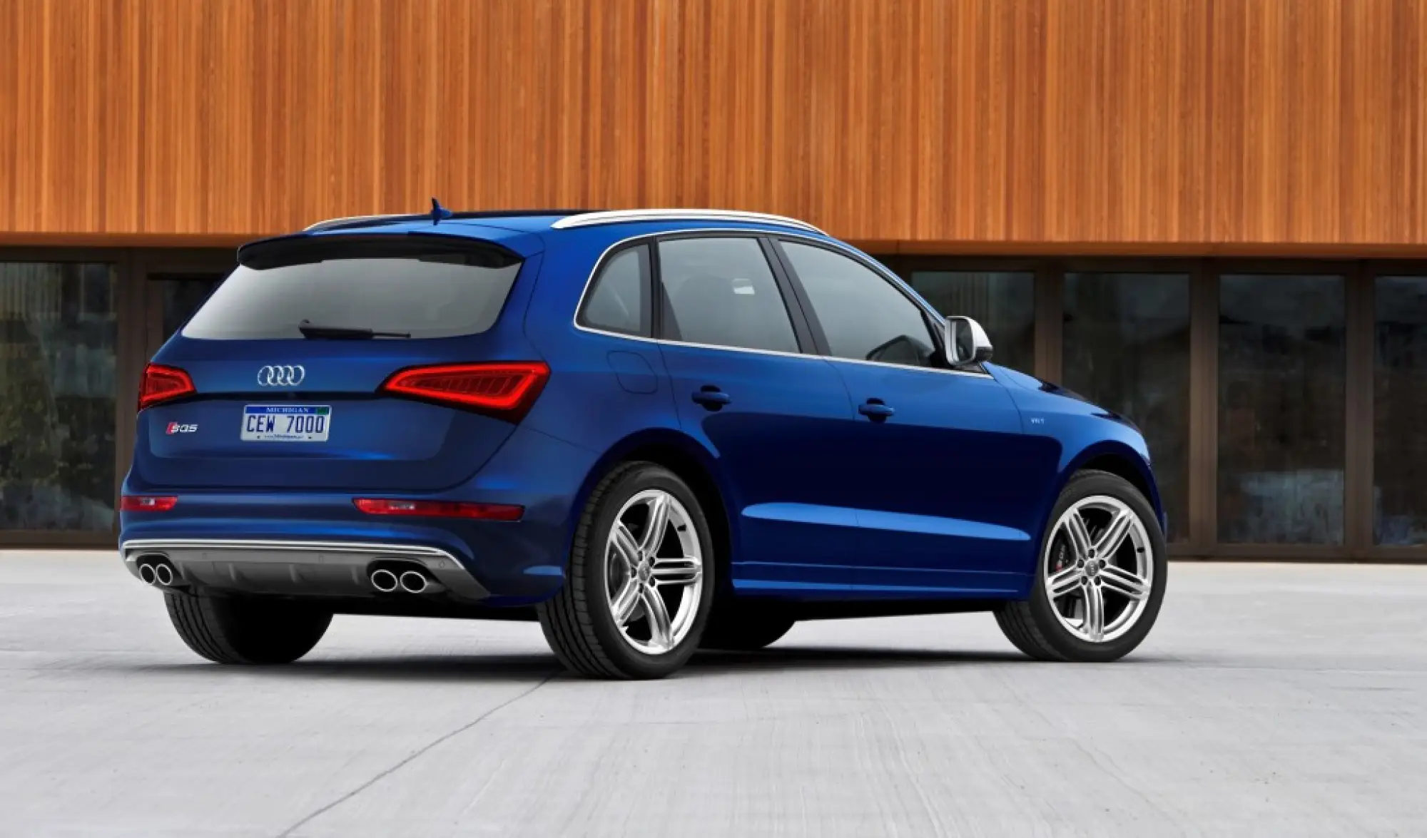 Audi SQ5 2014 - 1