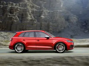 Audi SQ5 MY 2018 Salone di Detroit 2017 - 11