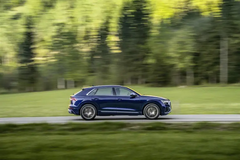 Audi SQ7 TFSI e SQ8 TFSI - 8