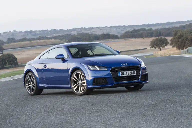 Audi TT e Audi TTS - 1