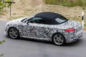 Audi TT Roadster 2015 - Foto spia 17-06-2014