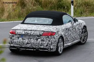 Audi TT Roadster 2015 - Foto spia 17-06-2014