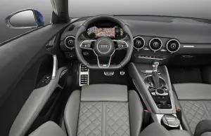 Audi TT Roadster e TTS Coupe 2015