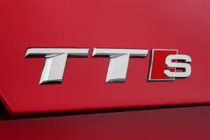 Audi TT Roadster e TTS Coupe 2015