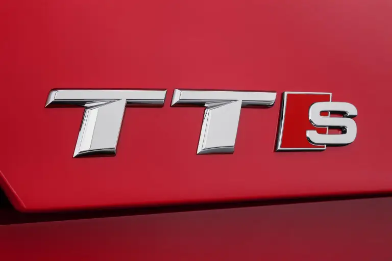 Audi TT Roadster e TTS Coupe 2015 - 11