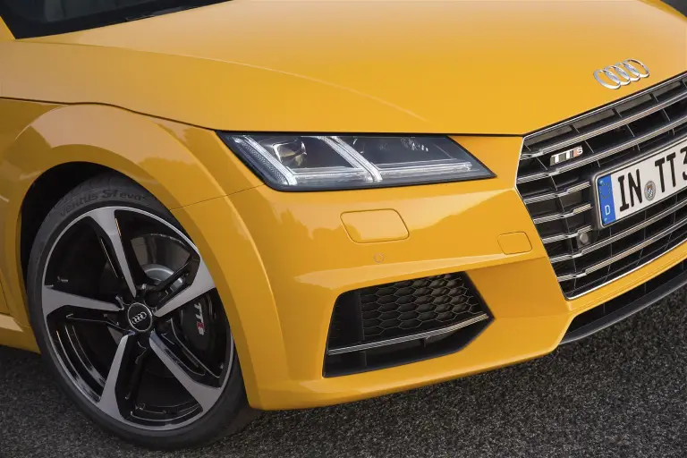 Audi TT Roadster e TTS Coupe 2015 - 15