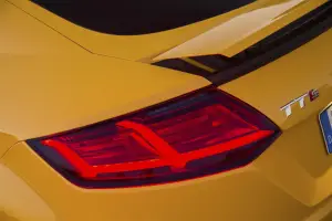 Audi TT Roadster e TTS Coupe 2015