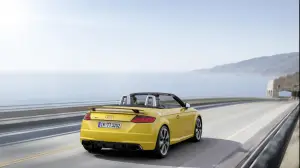 Audi TT RS - 7