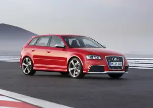 Audi TT RS Coupe e Audi TT RS Roadster