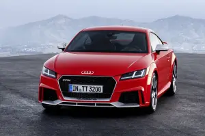 Audi TT RS Coupe e Audi TT RS Roadster