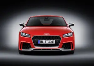 Audi TT RS Coupe e Audi TT RS Roadster