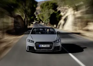 Audi TT RS Coupe e Audi TT RS Roadster