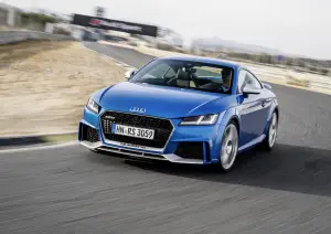 Audi TT RS Coupe e Audi TT RS Roadster