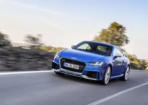 Audi TT RS Coupe e Audi TT RS Roadster