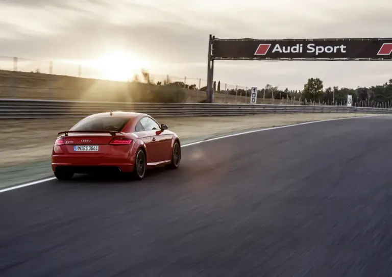 Audi TT RS Coupe e Audi TT RS Roadster - 156