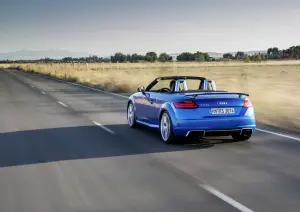 Audi TT RS Coupe e Audi TT RS Roadster