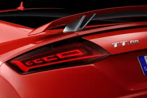Audi TT RS Coupe e Audi TT RS Roadster