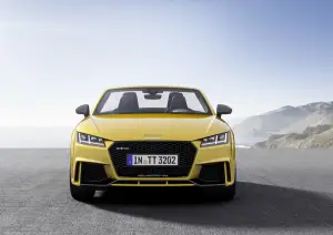 Audi TT RS Coupe e Audi TT RS Roadster