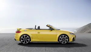 Audi TT RS Coupe e Audi TT RS Roadster