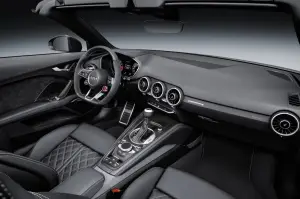 Audi TT RS Coupe e Audi TT RS Roadster
