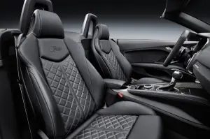 Audi TT RS Coupe e Audi TT RS Roadster