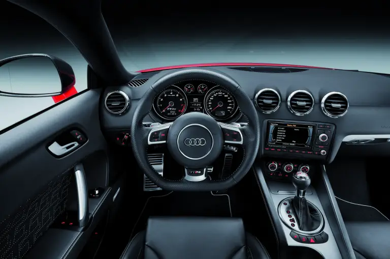 Audi TT RS Plus - 4
