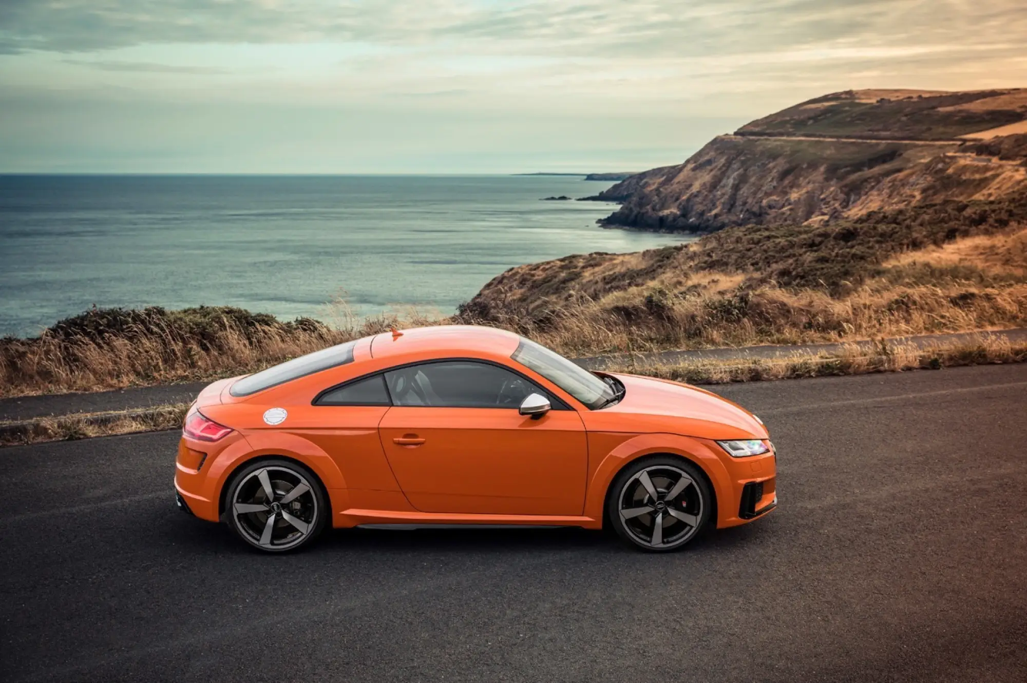 Audi TTS 2019 - 24