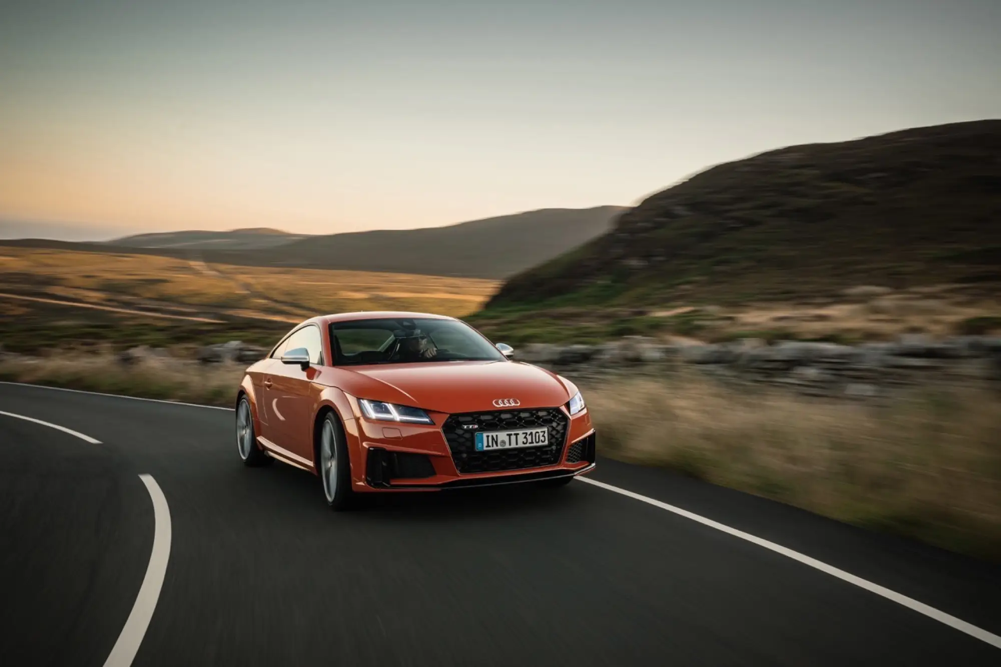 Audi TTS 2019 - 27