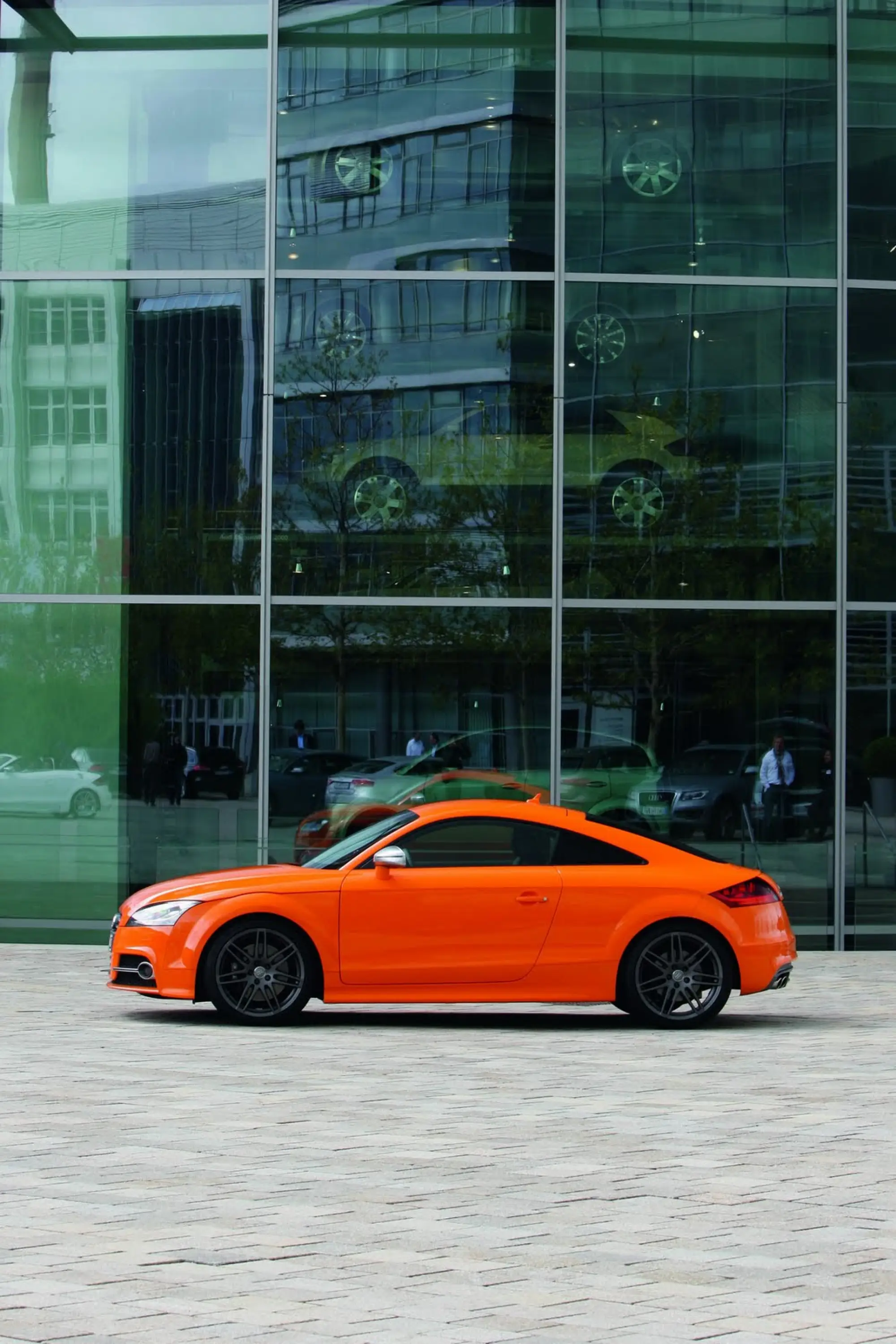 Audi TTS Coupé Facelift 2011 - 10