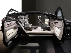 Audi Urbansphere Concept - 50