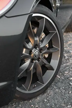 Audi XF Black Pack Edition - 5